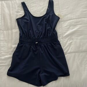 Navy traveler romper. Abercrombie